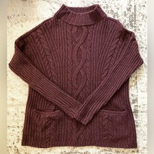 Abercrombie and Fitch Oversized Cable-Knit Sweater